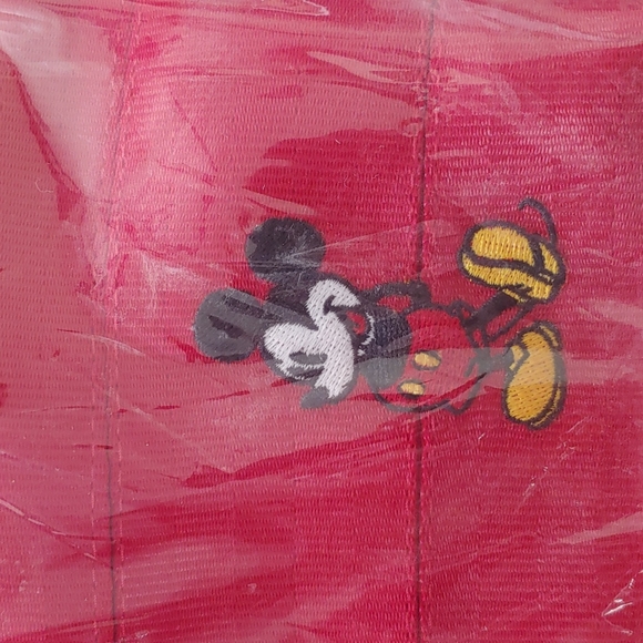 Harvey's Colorblock Mickey Streamline - Picture 2 of 6